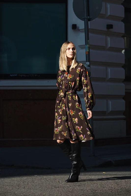 Marta Tie Dress Lame Flower Print Turtleneck Neckline Stylish