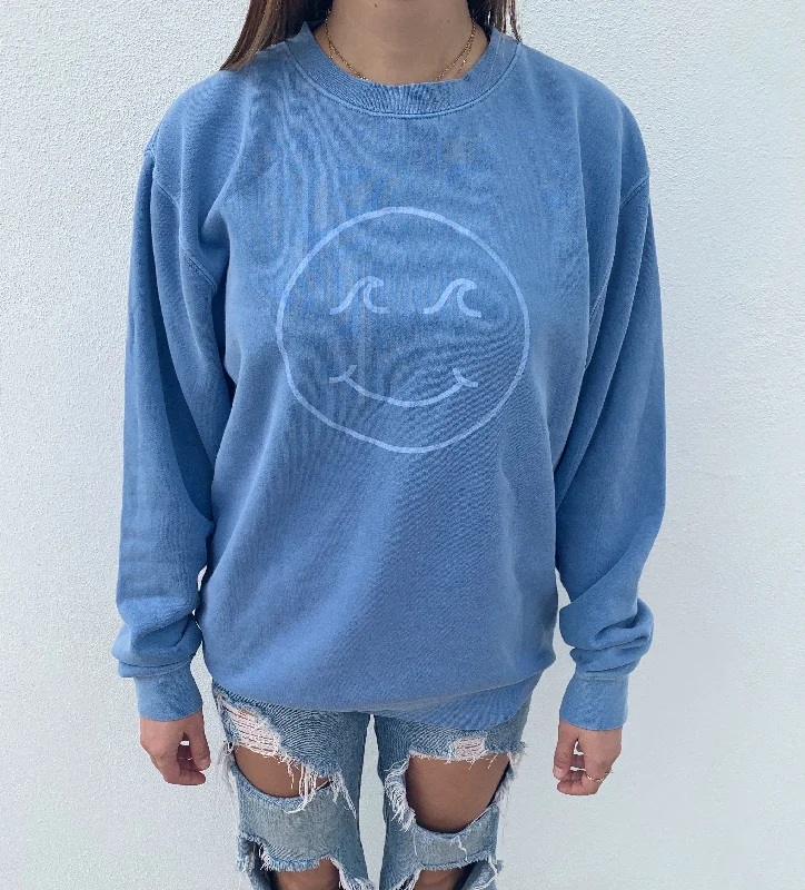 Gypsy Life Surf Shop - Smiley Face Pigment Dyed Crew Neck Sweatshirt - Pigment Blue Hoodie with Toggle Buttons Decorative Unique