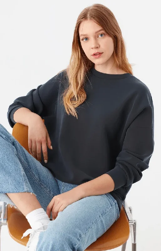 Oversized Crew Neck Sweatshirt - Black Hoodie with Monochrome Minimalist Simple