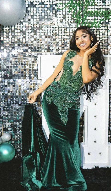 Pretty Mermaid V Neckline Green Velvet Silver Beads Long Prom Dresses Formal Evening Dress Pretty Mermaid V Neckline Green Velvet Silver Beads Long Prom Dresses Formal Evening Dress