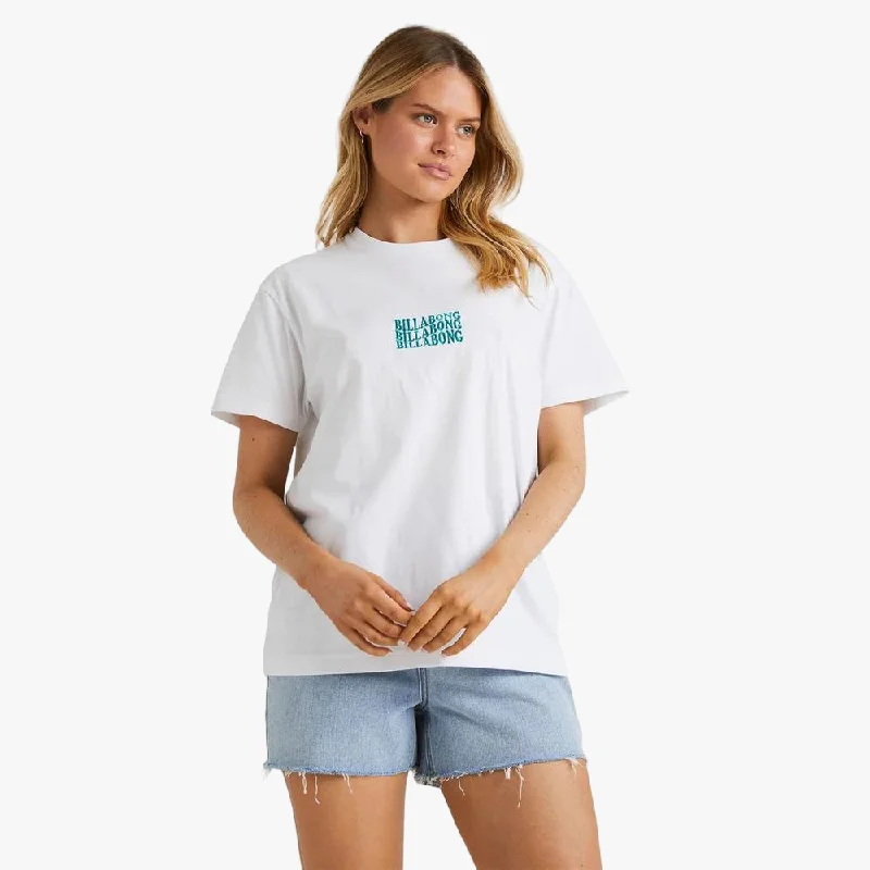 Billabong Womens Surf High Short Sleeve Tee White Mesh Blend Leather Blend Suede Blend Billabong Womens Surf High Short Sleeve Tee White Mesh Blend Leather Blend Suede Blend