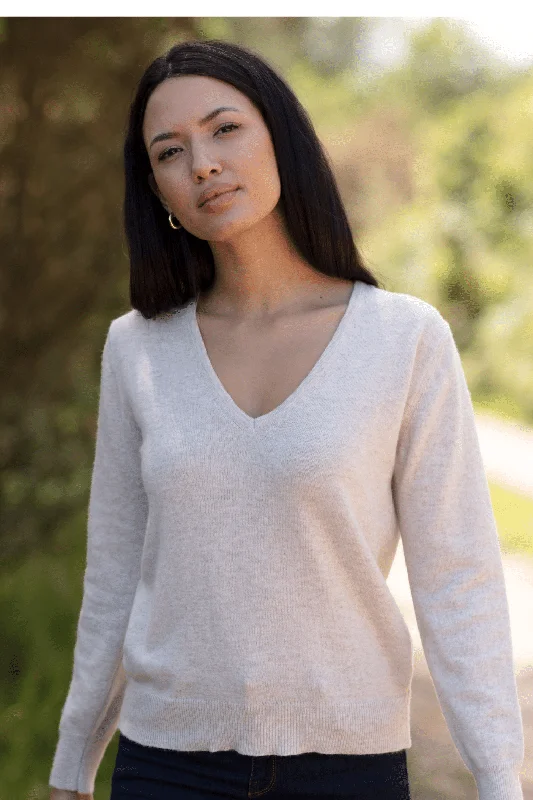 Low V-neck Ladies Cashmere Jersey Jet Black Jersey Tee